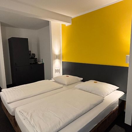 Hotel U Muelheim Free Parking Highspeed Wifi Mülheim an der Ruhr Exteriör bild